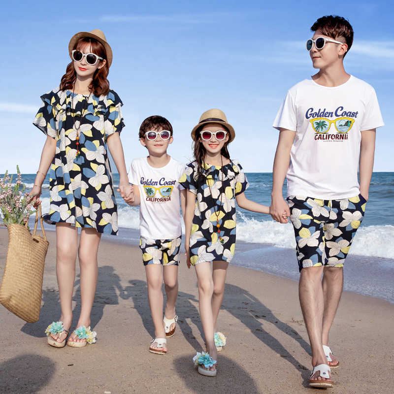 Family Matching Outfits Family Matching Outfits Mum Daughter Summer Beach Dresses Dad Son CottonT-shirts Shorts Holiday Couple Lovers Clothing R230810