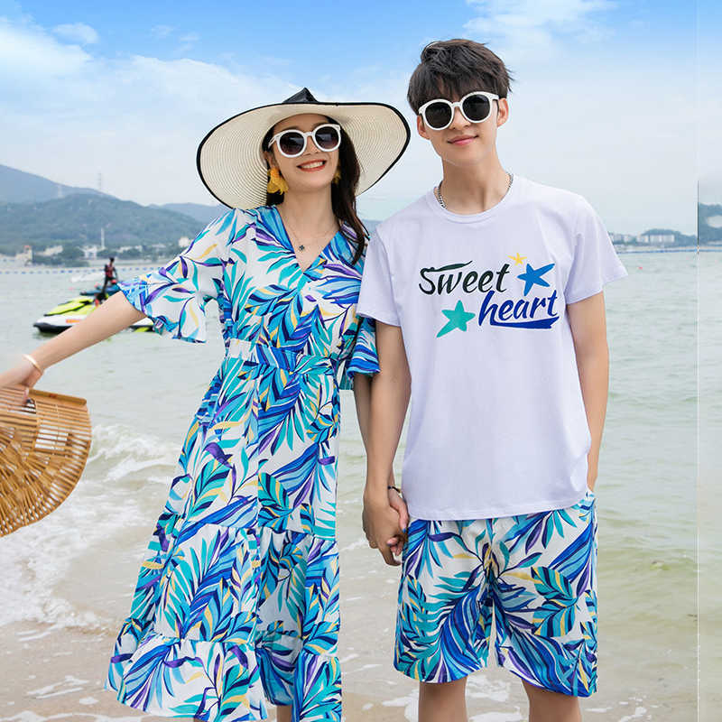 Family Matching Outfits Family Matching Outfits Summer Beach Mum Daughter Dresses Dad Son T-shirt+Shorts Couple Clothes Holiday R230810