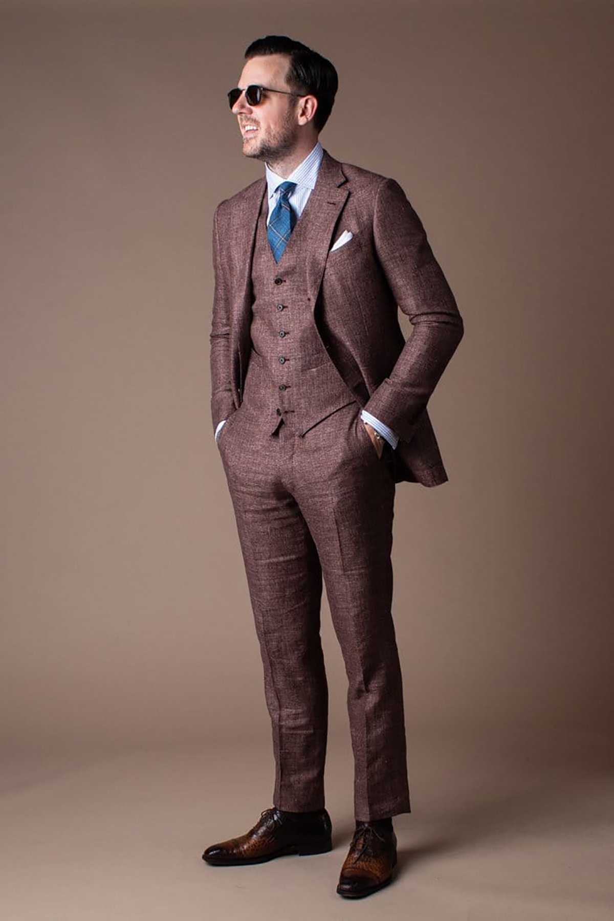 Formal Men's Suits Elegant And Modern Tuxedos For Male Casual Fashion Groom Wear Notched Lapel Jacket 3 Pcs Customize