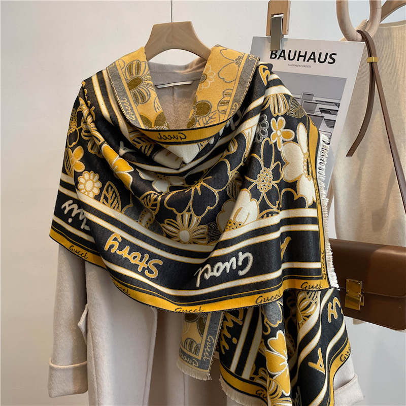 Scarves Thick Blanket Winter Warm Scarf for Women Fashion Floral Print Cashmere Shawl Wraps Pashmina Scarf Stoles Bufanda Female 230810