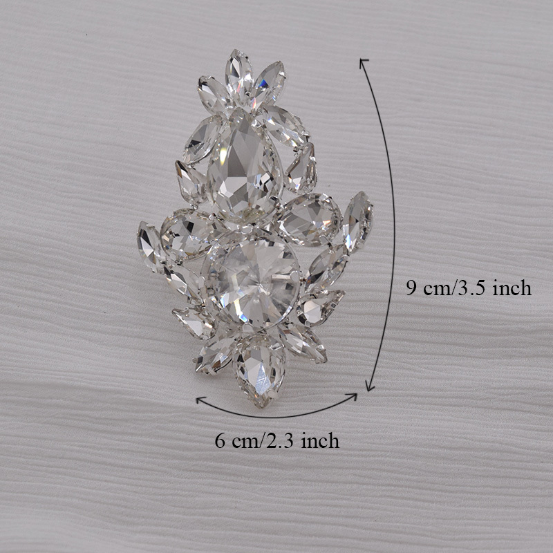 Solitaire Ring CUIER 6*9cm Exaggerated Huge Rings for Women Crystal AB Glass Gemstones Big Size Jewelry for Wedding 230810