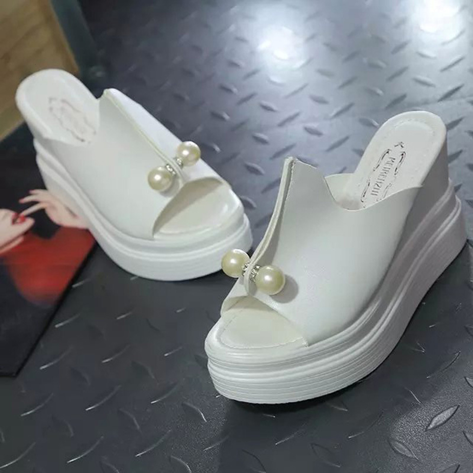 Slippers SAGACE Women Platform Shoes Ladies Slippers Thick-Bottom Solid Pearl Waterproof Wedge Sandals Women Summer Flip-Flops Beach Shoe 230809