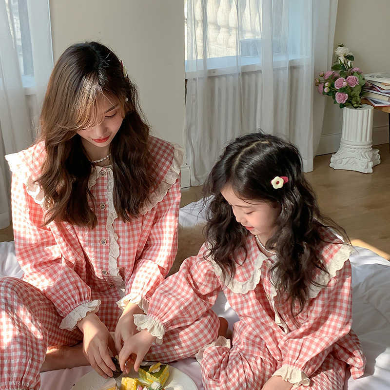 Family Matching Outfits Mommy And Me Clothes Outfits Tops Pants Family Matching Pajamas For Women Sets Mother And Daughter Nightwear Girls Sleepwear R