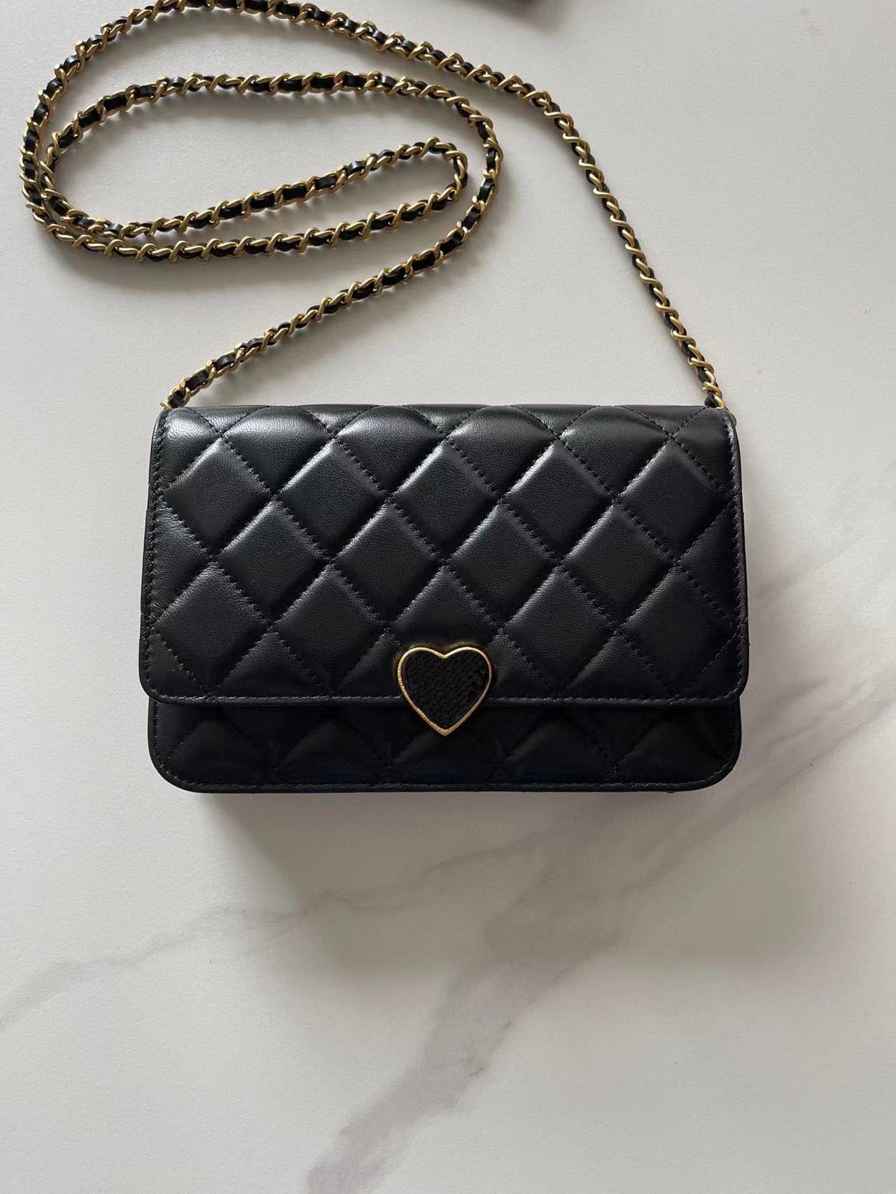 Fashion Selling Classic mini size womens chain wallets Top Quality Sheepskin Luxurys Designer bag Gold and Silver Buckle Coin Purse Card Holder With box,014