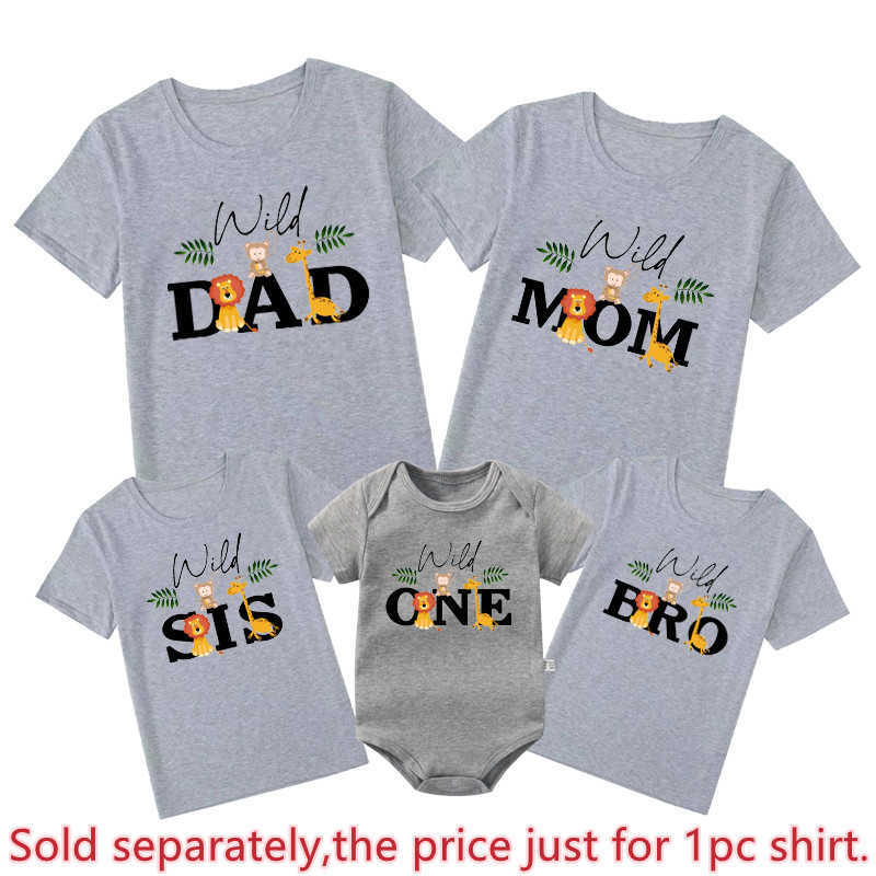 Family Matching Outfits New Wild Family Matching Outfits Cotton Dad Mom Bro Sis Tees Baby Rompers Funny Jungle Birthday Party Shirts Clothes R230810