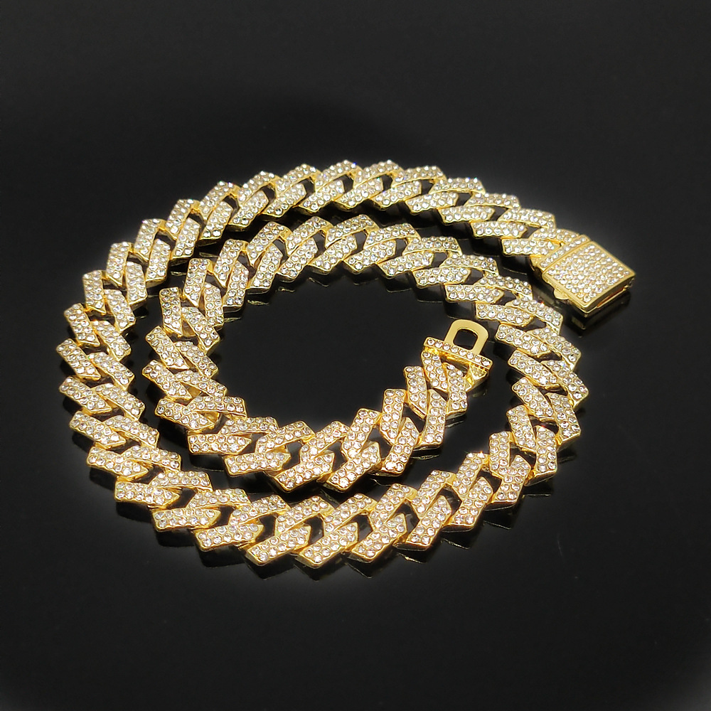 Elegant Men's Diamond-Inspired Bracelet - 15mm Gold/Silver Chain with Shiny Stones