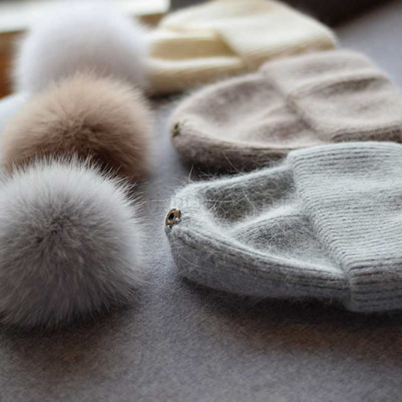 Beanie/Skull Caps Winter Real FOX Fur Pom Knitted Beanies For Women Fashion Mink Warm pompoms Natural Beanies Female Three Fold Thick Hats