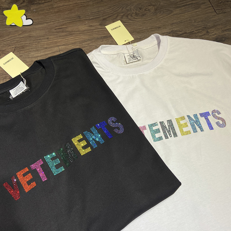 Men's T-Shirts Oversized Vetements T-shirt Men Women Classic Colored Flash Drilling Black White Casual Couple Summer Simple VTM Top Tee 230811