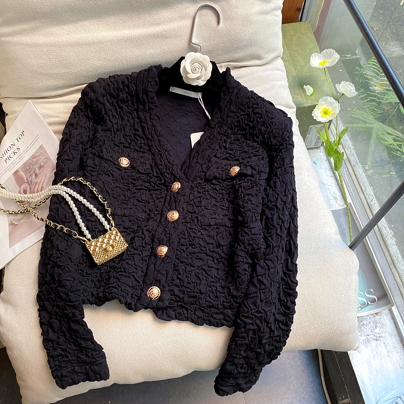 Women's Knits Tees High Quality Women Fashion Spring Elegant Ladies Temperament Metal Buckle V-Neck Long-Sleeved Knitted Cardigan Top 230810