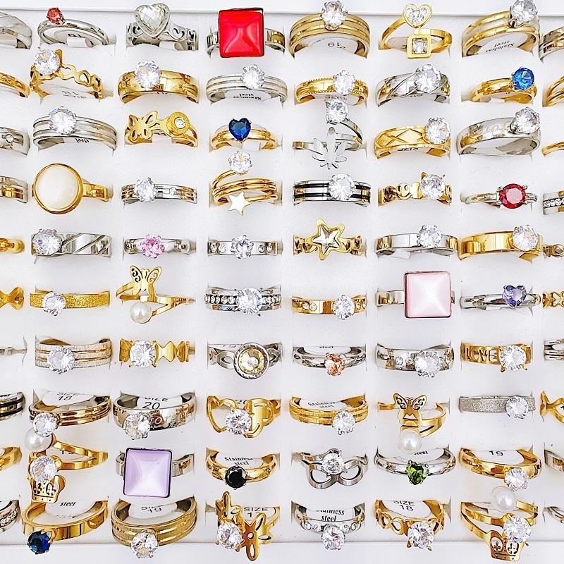 Solitaire Ring 20/30Pcs Stainless Steel Colorful Heart Zircon Rings for Men and Women Wholesale Mixed Wedding Jewelry Party Gifts 230810