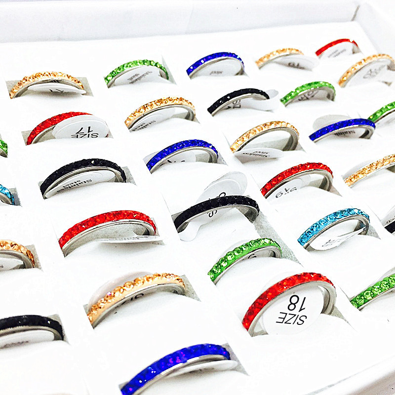 Solitaire Ring Wholesale 50pcs ring women's fashion style mix colors row full circle stainless steel party jewelry model for female 230810