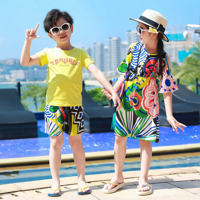 Family Matching Outfits Family Clothing Mother Daughter Summer Beach Dresses Holiday Family Matching Outfits Cotton T-shirts Matching Couple Outfits R