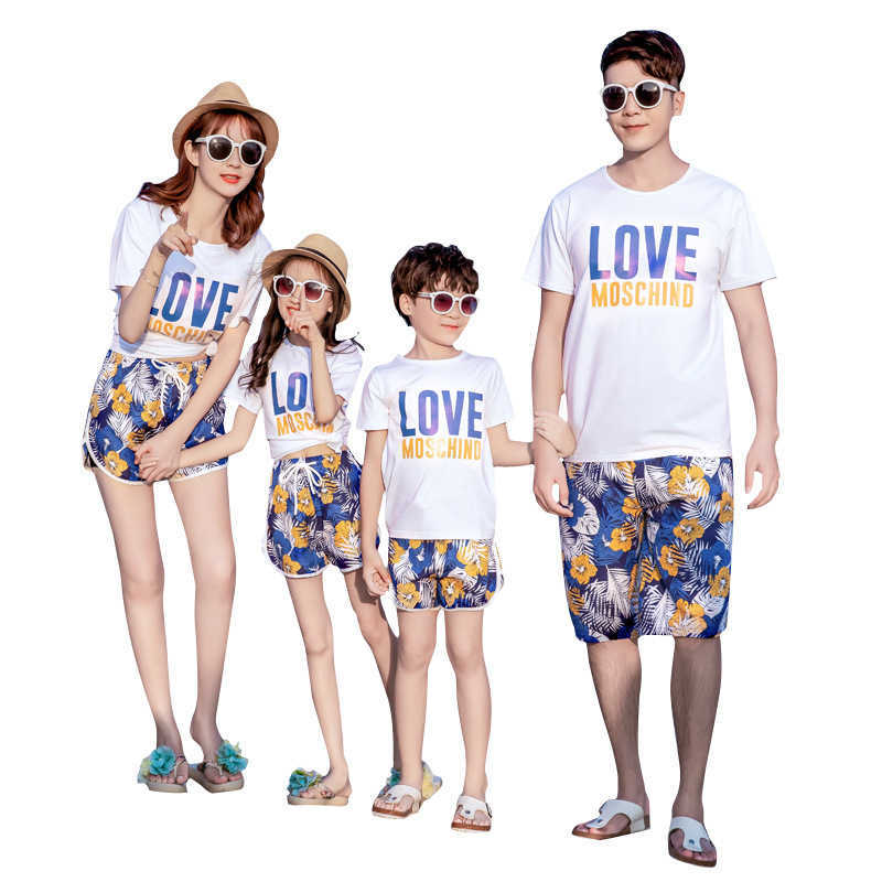 Family Matching Outfits Family Matching Outfits Summer Beach Mum Daughter Dad Son CottonT-shirt Shorts Holiday Matching Couple Clothes R230810