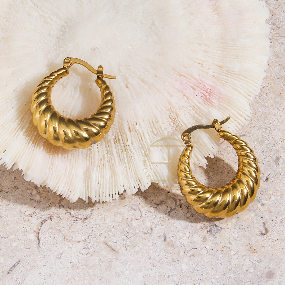 Hoop Huggie Stainless Steel Statement Earrings for Girls 18K Gold PVD Circle Oval Croissant Hoops Shrimp Pattern Women's Jewelry Trend 230811