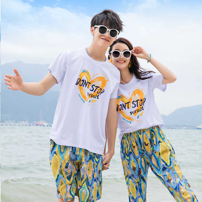 Family Matching Outfits Summer Beach Family Matching Outfits Mum Daughter Dad Son T-shirt+Shorts Holiday Couple Lovers Clothing R230810