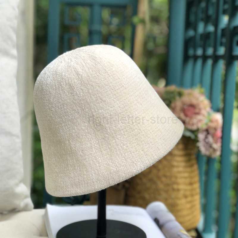Wide Brim Hats Bucket Hats MAXSITI U Black chenille dome Bucket Hat Women's fashion Harajuku fisherman hat autumn winter casual warm versatile ba