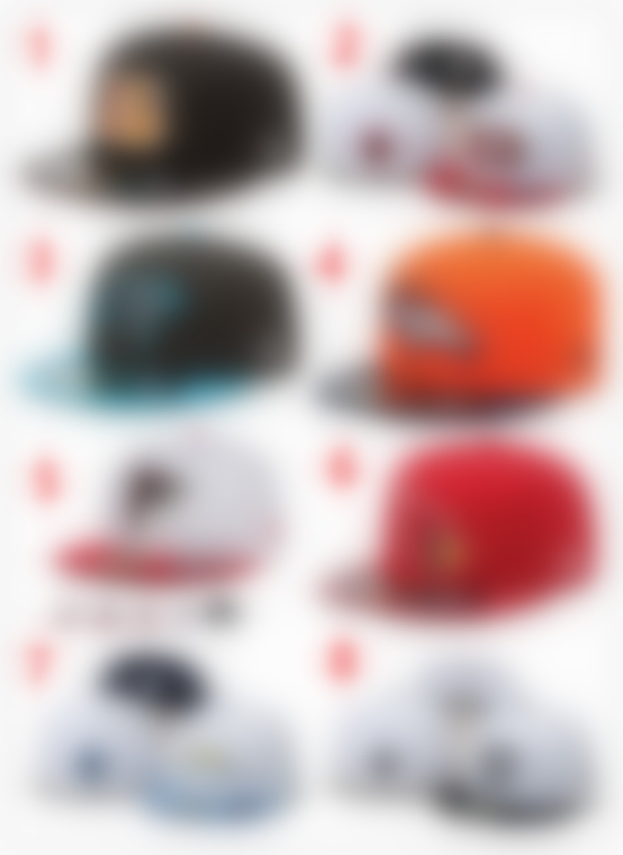 Fashion Mens Foot Ball Fitted Hats Fashion Hip Hop Sport On Field Football Full Closed Design Caps Cheap Mens Womens Cap Mix H5-8.11