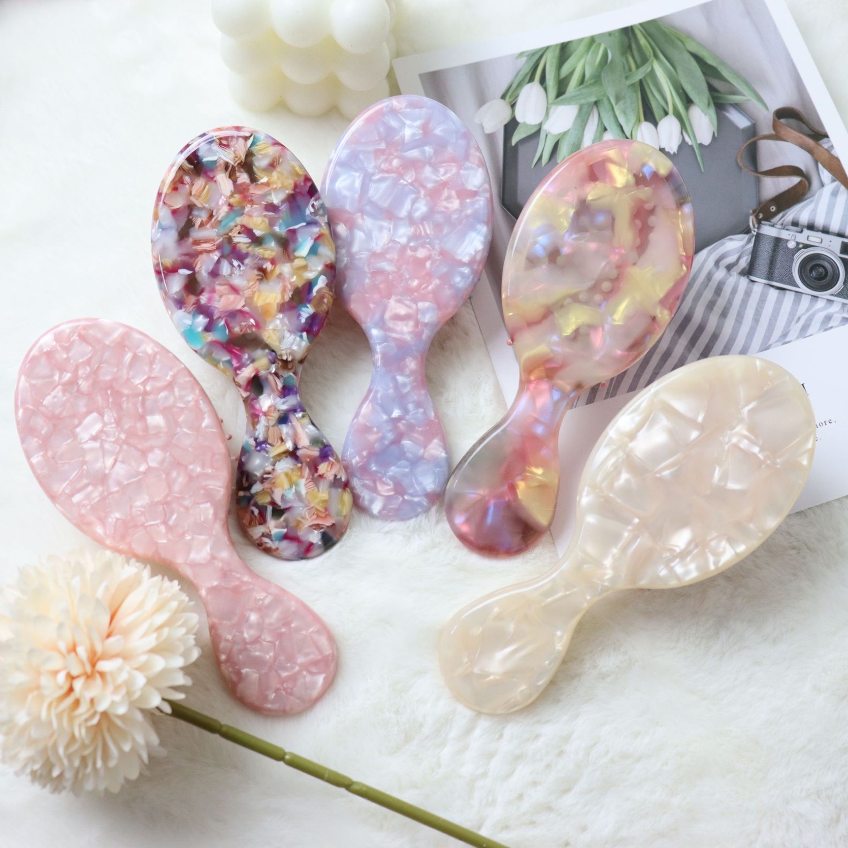 Wholesale Lovely Hair Brushes Massage Hair Comb with Handle Mini Portable Travel Hair Accessories Tools