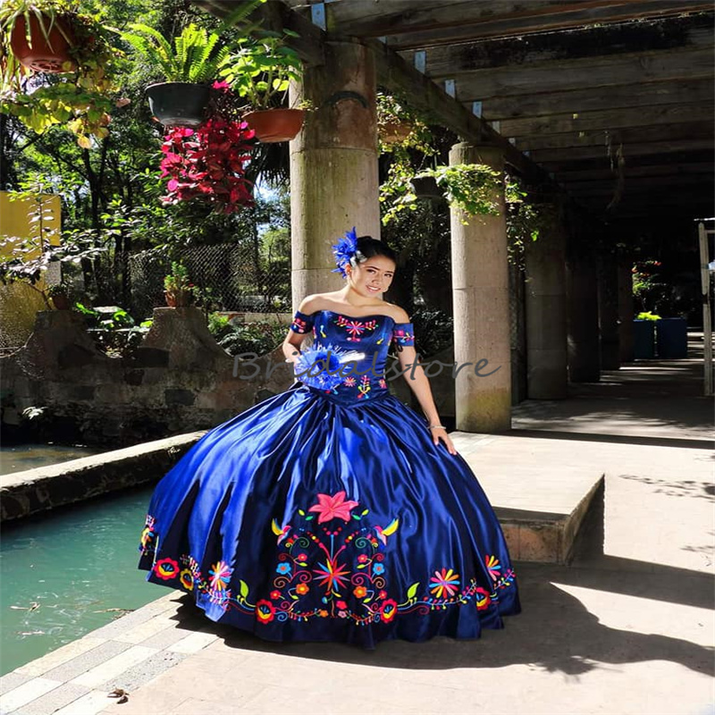 Mexican Blue Embroidery Quinceanera Dresses 2023 Off Shoulders Satin Flower Sweet Para Vestido De 15 Anos Ballkleider Xv Party Debutante Vestidos 15 a