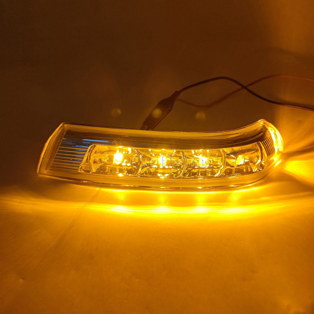 Car LED Repeater Rearview Mirror Turn Signal Light For Hyundai Santa Fe 2010 2011 2012 Veracruz IX55 2007-2012