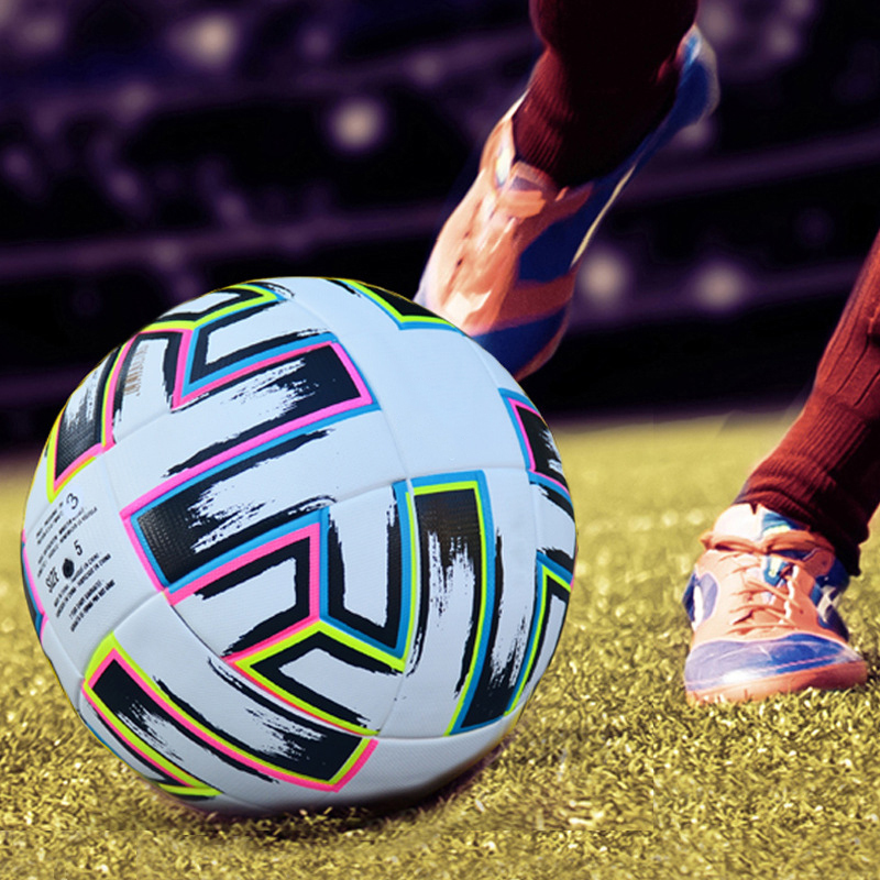 Balls 2023 soccer football footy training ball Size 5 PU Indoor Match outdoor for men women 230811