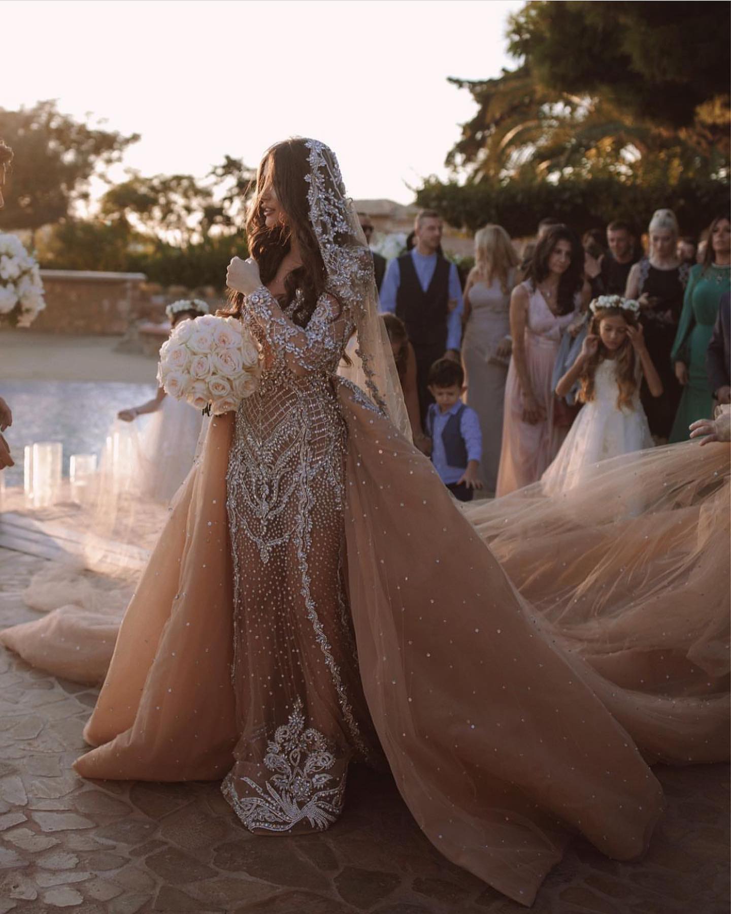 Champagne Mermaid Dresses Overskirt Illusion V Neck Long Sleeves Crystal Wedding Dress Sweep Train Robe De Mariee Bridal Gowns With Veil