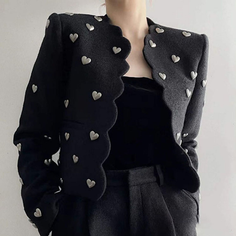 Women's Jackets LANMREM Long Sleeve Heart Beading Jacket Woman V Neck Black Color Chic Jackets Female Streetwear Fashion Tops Spring 2R2279 23081