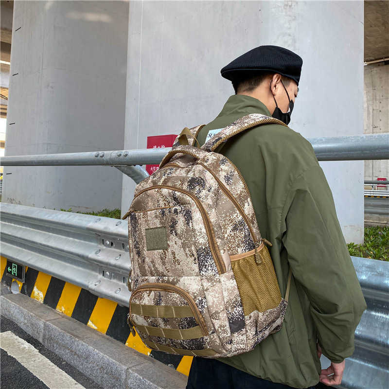 Outdoor Backpack for Boys' Junior High School Students Portable Large Capacity Camo Tactical Backpack 230615