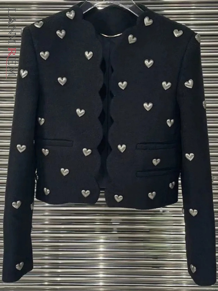 Women's Jackets LANMREM Long Sleeve Heart Beading Jacket Woman V Neck Black Color Chic Jackets Female Streetwear Fashion Tops Spring 2R2279 23081