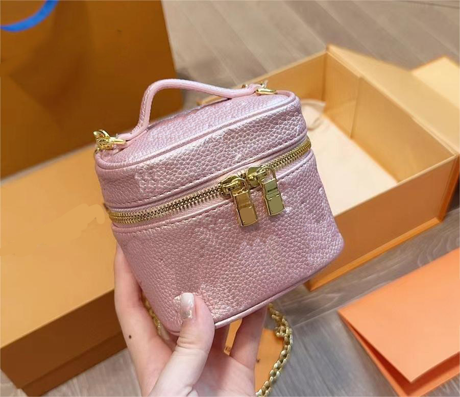 Ladies Designe Luxury MICRO VANITY Bag Cosmetic Bag Chain Bag Totes Handbag Shoulder Bag Washbags, travel bags or suitcases