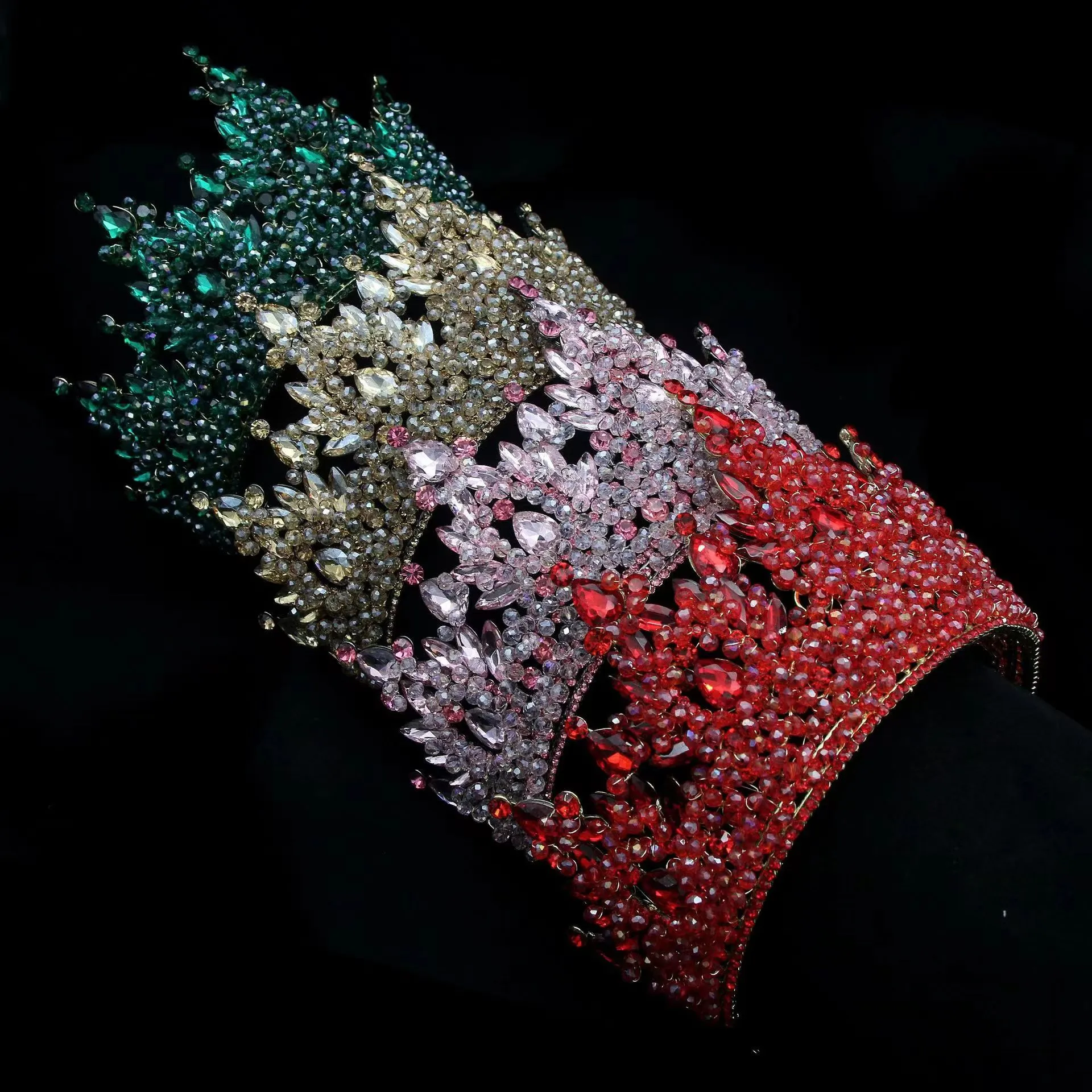 Grensoverschrijdende Fabriek Spot Direct Elegante Temperament Europese En Amerikaanse Multicolor Legering Bruiloft Tiara Tiara ZZ