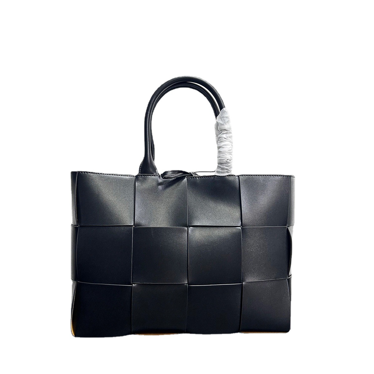 Arco's 2023 Petite Tote Collection: Knitting A Blend of Vintage Inspiration and Contemporary Elegance in Genuine Leather Caramel green