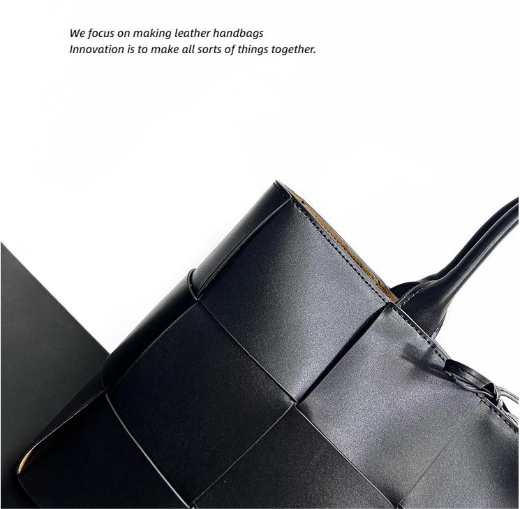 Arco's 2023 Petite Tote Collection: Knitting A Blend of Vintage Inspiration and Contemporary Elegance in Genuine Leather Caramel green