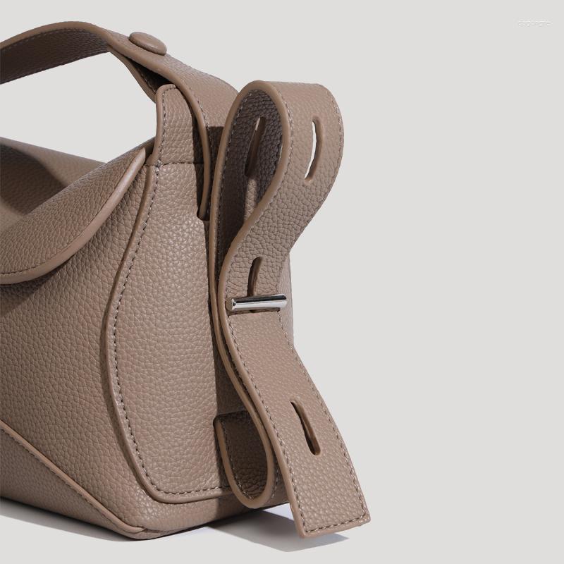 Evening Bags Vintage For Women Designer Handbags Purses 2023 In PU ing Design Button Small Casual Wide Shoulder Straps