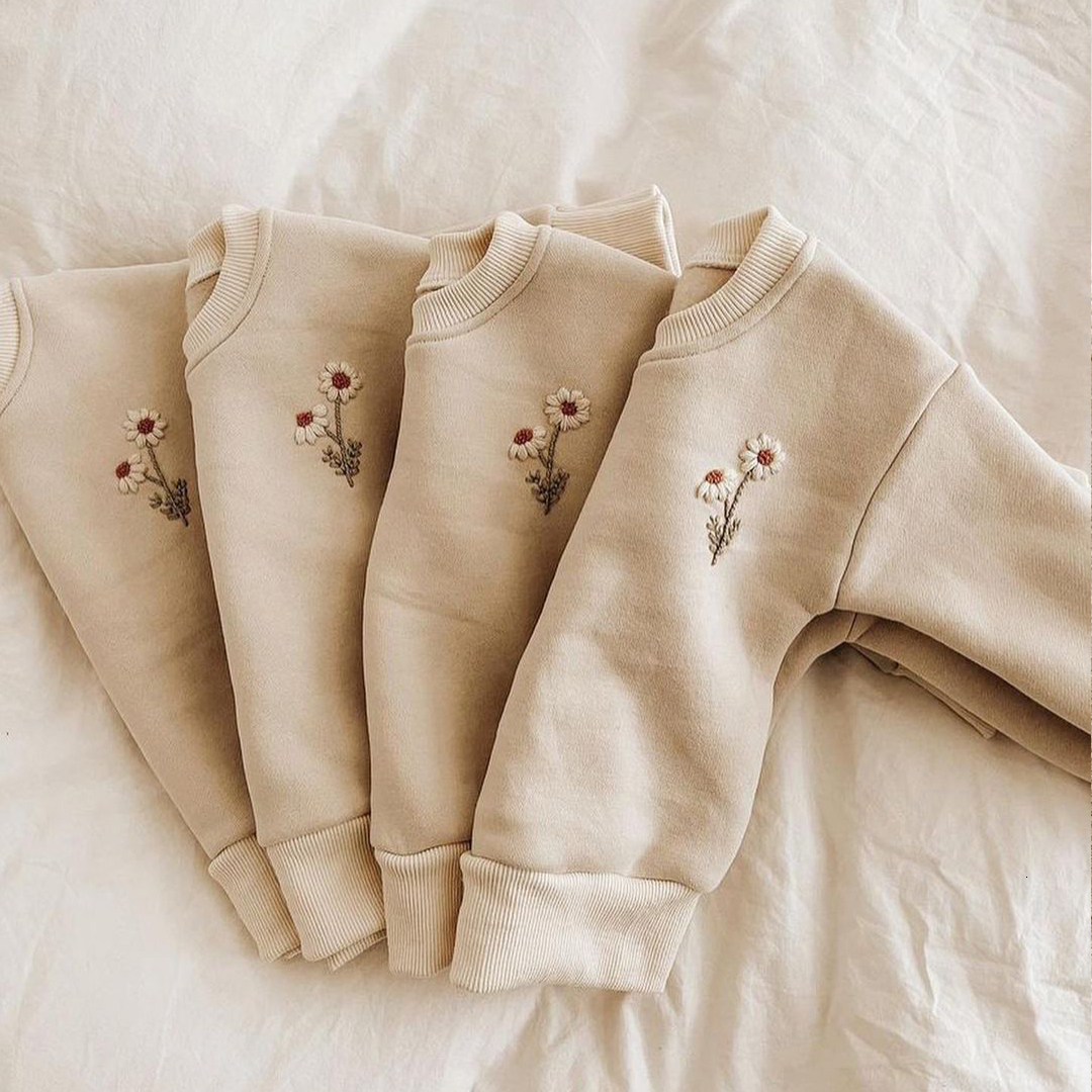 Clothing Sets Baby Girls Clothes Set Fleece Embroidery Daisy Pullover SweatshirtJogger Pants Set Girls Boys Tracksuit Toddler Girl Clothes 230814