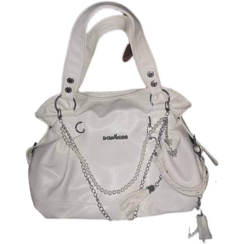 Evening Bags Streetwear Y2k New Casual All Match Shoulder Pearl Butterfly Chain Underarm Bag Tassel Letter Highcapacity Tote for Women 230814