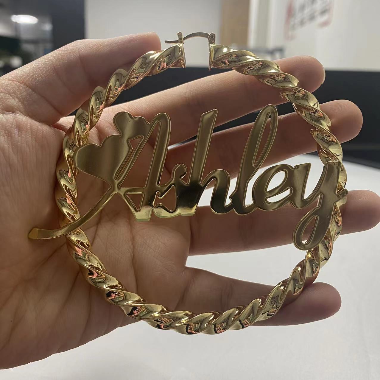 Hoop Huggie Custom Name Earrings Personalized Hoop Earrings Customized Gold Stainless Steel Twist Hoop Earring for Women Girls 230814