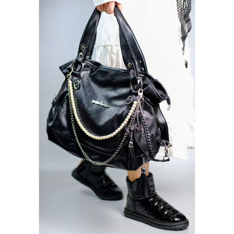 Evening Bags Streetwear Y2k New Casual All Match Shoulder Pearl Butterfly Chain Underarm Bag Tassel Letter Highcapacity Tote for Women 230814