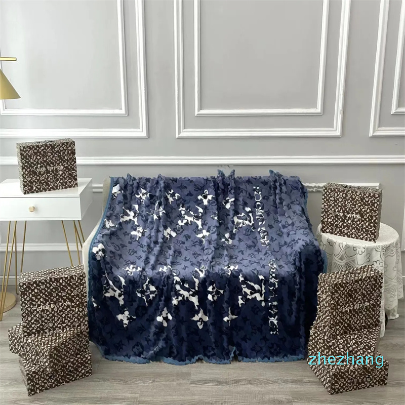 2023-Designs Designer Blanket Printed Old Flower Classic Design Air Delicate Conditioning Car Travel Bath Towel Soft Winter Fleece Shawl Throw Blankets
