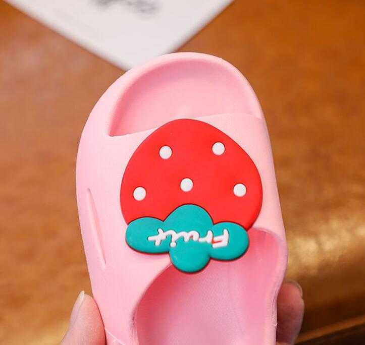 Slipper Summer Children's Slippers Cute Fruit Strawberry Style Breathable Comfortable Non-slip Soft Home Bathroom Slippers Shoes Kids R230816