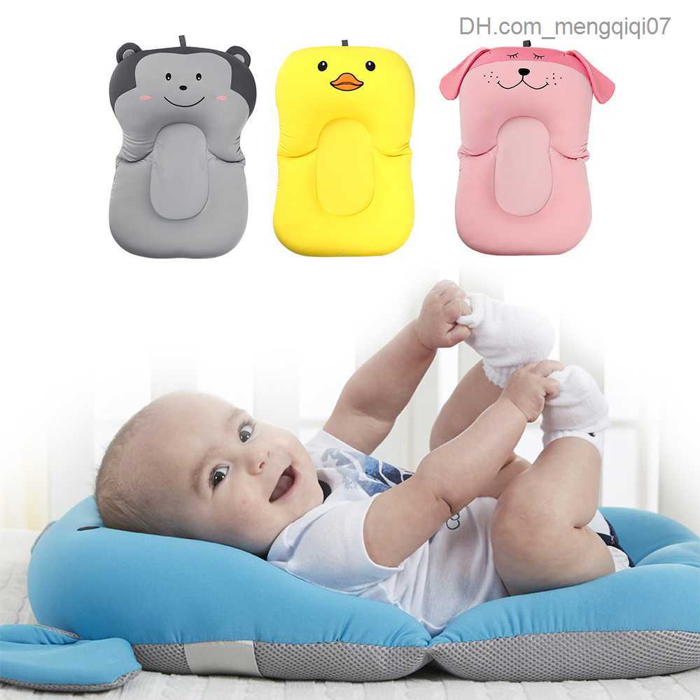 Bathing Tubs Seats Baby Bathtub Floating Pad Children's Portable Air Pad Animal Cartoon Anti slip Bathtub Pad Newborn Safety Shower Seat Cushion 