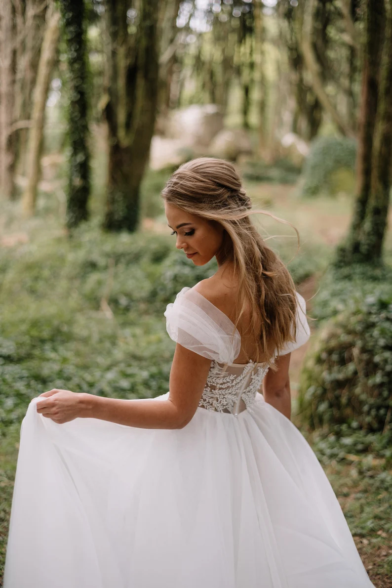 High Slit Beach Tulle Wedding Dresses Of The Shoulder Sweetheart Neck Lace Appliques Long Bohemian Bridal Gown Summer Vestido De Novia