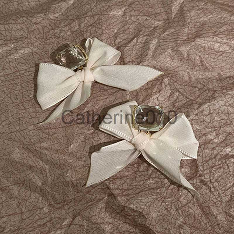 Charm Korean Sweet Earrings Black White Bowknot Women Earrings Sweet Fabric Lace Bow Fashion Drop Earrings Jewelry Gift J230817