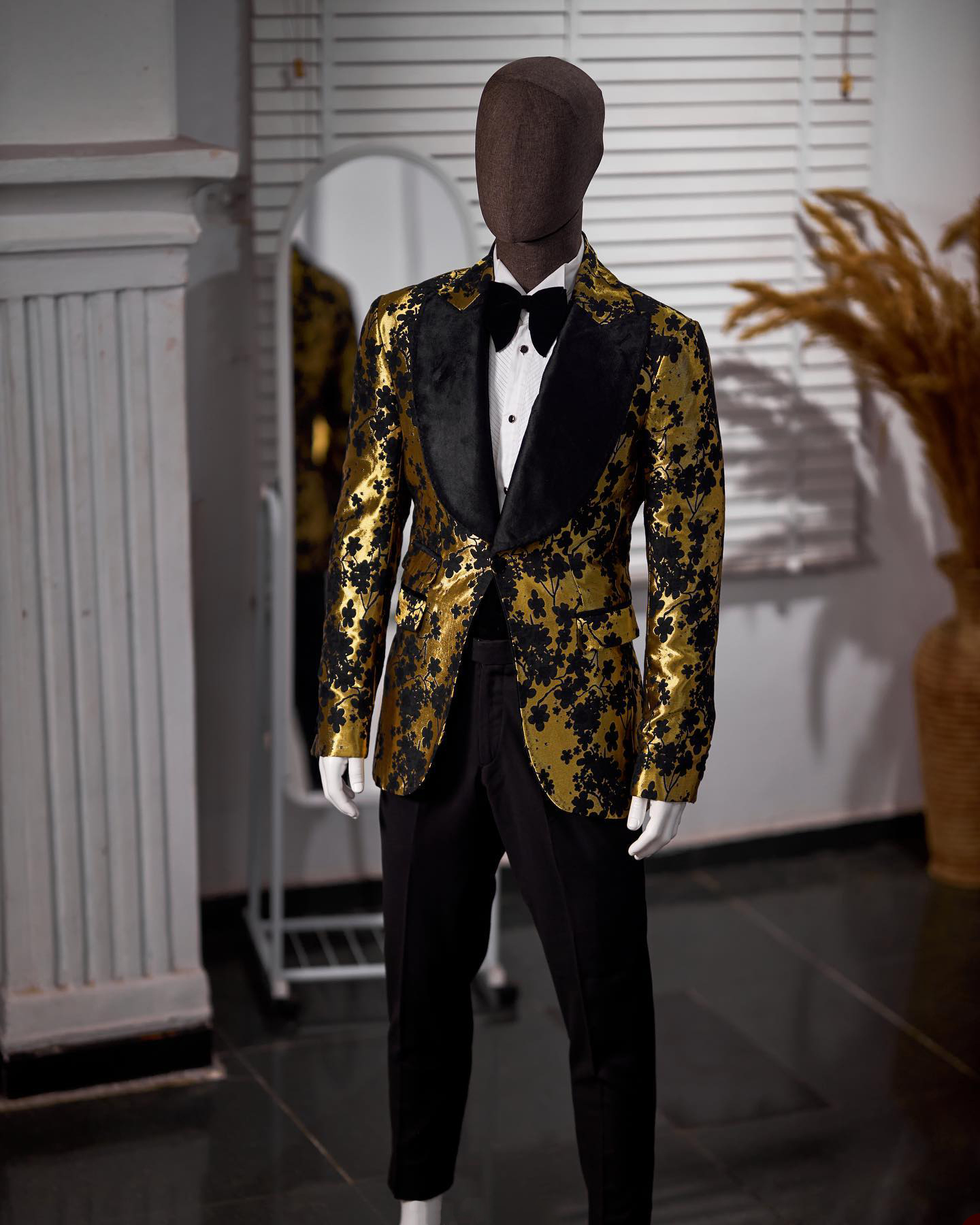New Men Luxury Floral Printed Suit Peaked Lapel Tuxedos For Wedding Prom Evening Party 2 Pcs Jacket And Pants Ternos Masculino