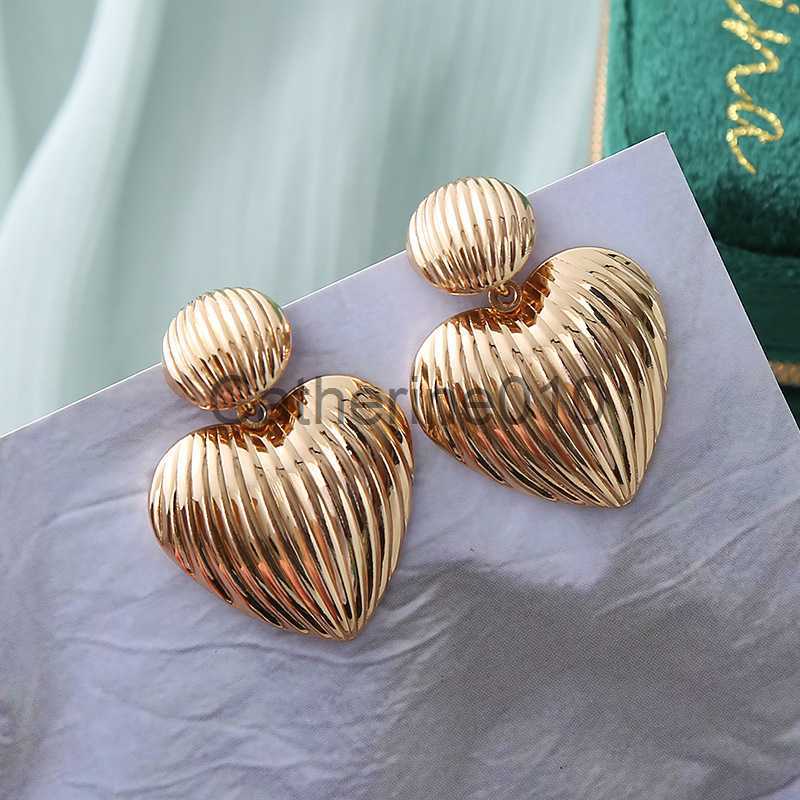 Charm Exaggerate Metal Heart Chain Long Drop Earrings Gothic Simple Big Earrings Punk Party For Women Aesthetics Jewelry Gift J230817