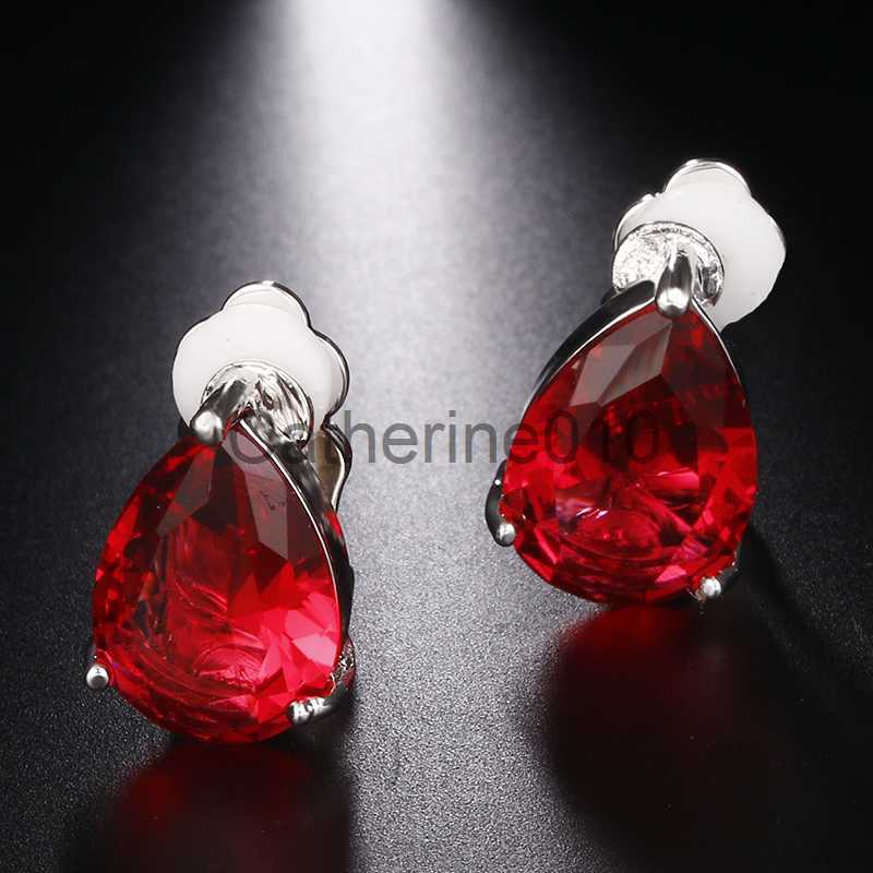 Charm Fashion Crystal Women Ear Cuff New Zirconia Simple Green Water Drop Clip Earrings Korean Cute Jewelry Womens Accessories J230817