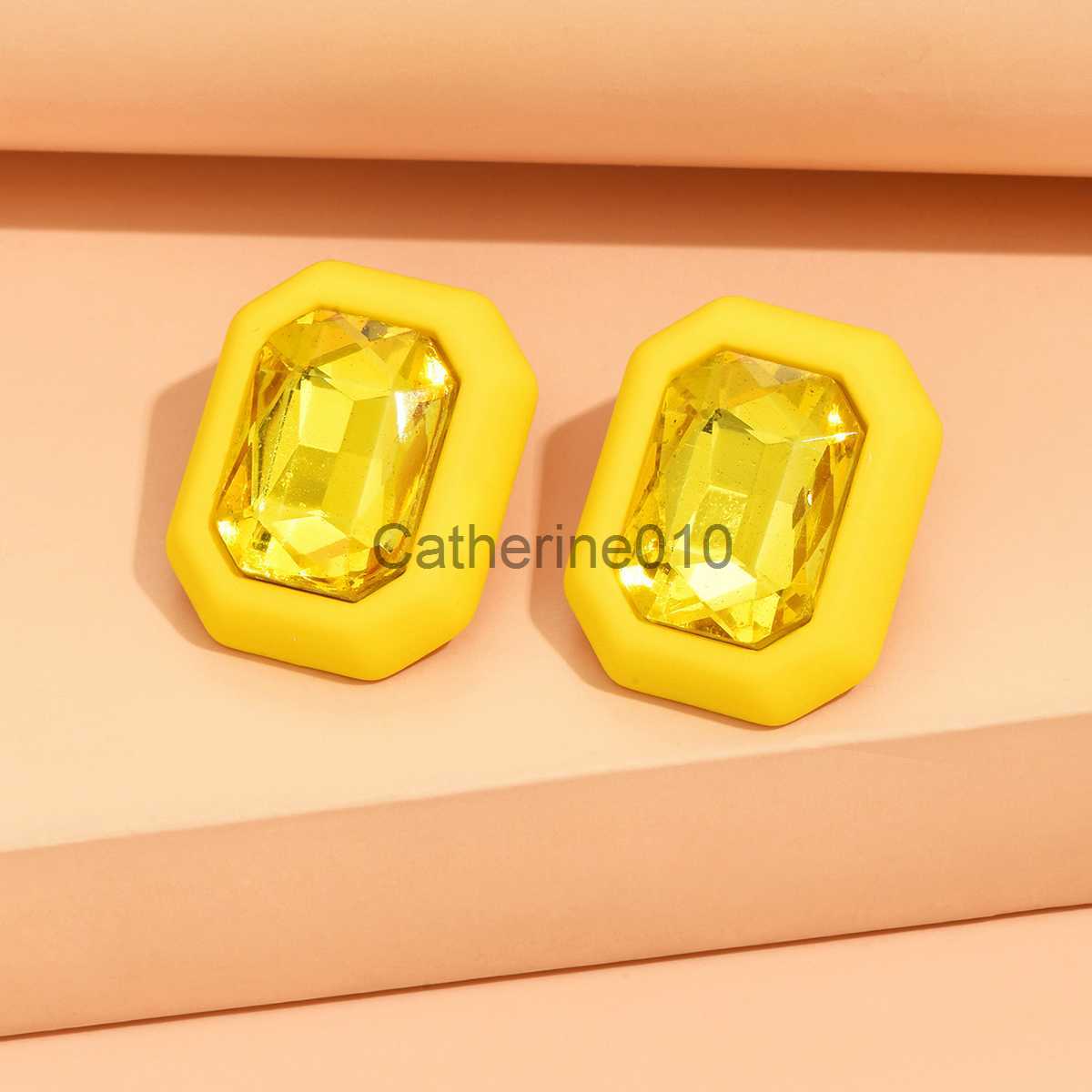 Charm Rhinestone Earrings For Women New Square Stud Earrings pendientes 2023 Trend Geometric Office Party Gift Fashion Jewelry J230817