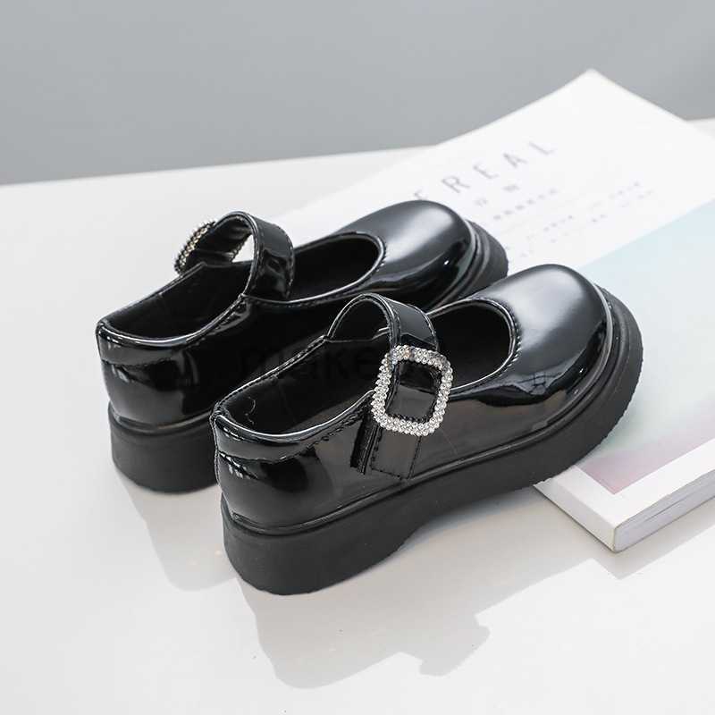Sneakers Girls Loafers 2022 Spring and Summer Shallow New Japanese Princess Versatile UK Uniform Shallow Leather Shoes for School Simple J230818