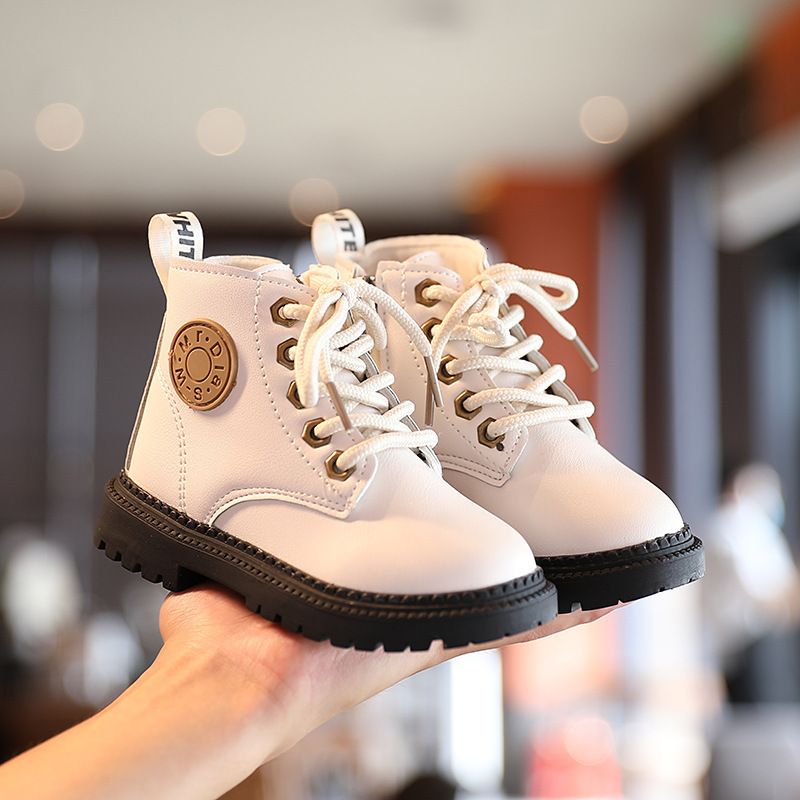 Boots AutumnWinter Children Boots Boys Girls Leather Boots Plush Fashion Waterproof Non-slip Warm Kids Boots Shoes 21-30 230818