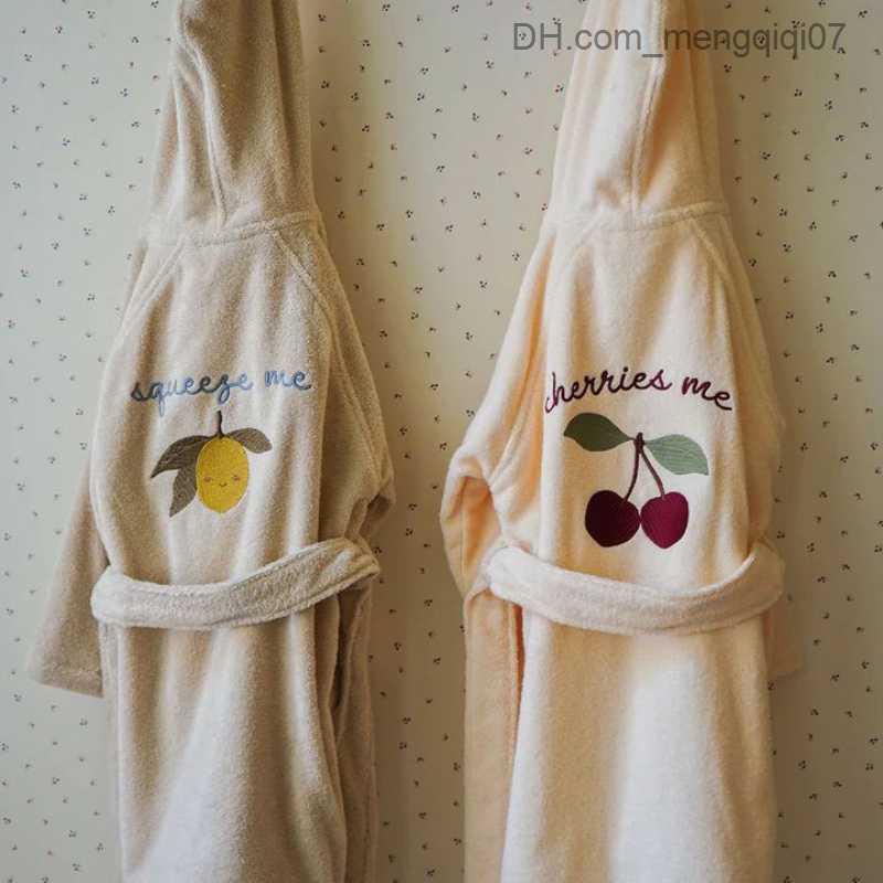 Towels Robes Children's Bathroom KS23 Autumn/Winter Boys and Girls Comfortable Long Sleep Warm Bathroom Baby Bath Towel Z230819